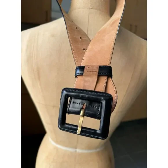 Banana Republic 100% Leather Black High Polish 1.5" Wide Classic Belt Size 30